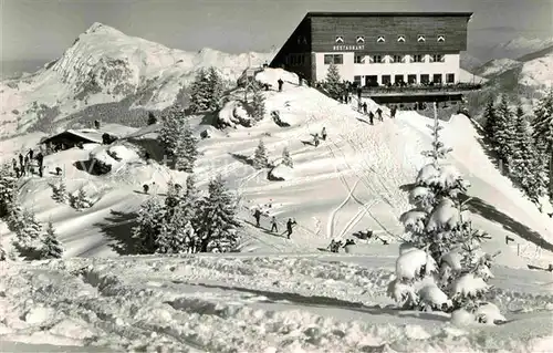 AK / Ansichtskarte Kitzbuehel Tirol Bergrestaurant Hahnenkamm Winter Kat. Kitzbuehel