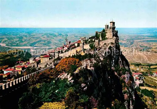 AK / Ansichtskarte San Marino Repubblica Fliegeraufnahme mit Burg