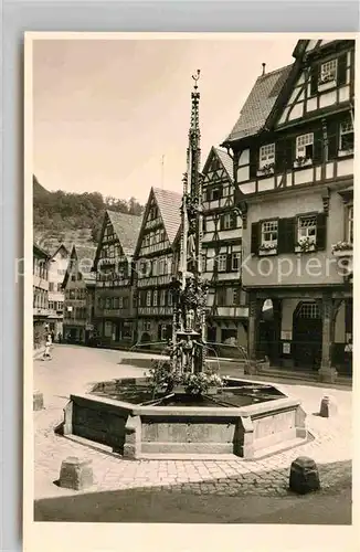 AK / Ansichtskarte Bad Urach Marktbrunnen  Kat. Bad Urach