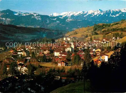 AK / Ansichtskarte Hindelang Gesamtansicht mit Alpenpanorama Kat. Bad Hindelang