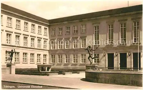 AK / Ansichtskarte Tuebingen Universitaet Ehrenhof Kat. Tuebingen