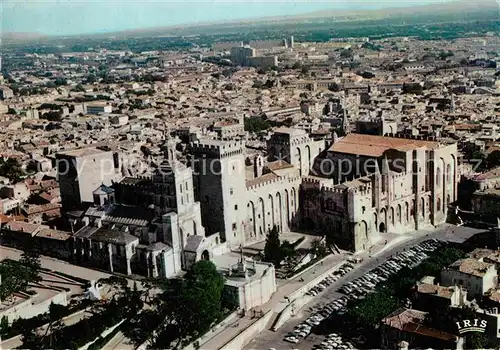 AK / Ansichtskarte Avignon Vaucluse Fliegeraufnahme Notre Dame des Doms  Kat. Avignon
