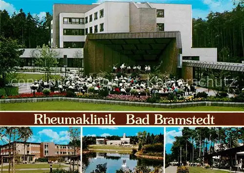 AK / Ansichtskarte Bad Bramstedt Rheumaklinik Kurkonzert Kurgarten Kat. Bad Bramstedt