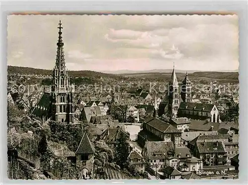 AK / Ansichtskarte Esslingen Neckar mit Frauen und Stadtkirche Kat. Esslingen am Neckar