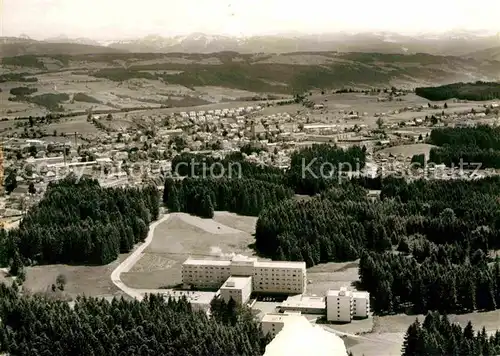 AK / Ansichtskarte Lindenberg Allgaeu Fliegeraufnahme Dr Otto Gessler Krankenhaus Kat. Lindenberg i.Allgaeu