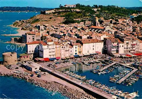 AK / Ansichtskarte Saint Tropez Var Fliegeraufnahme Port  Kat. Saint Tropez