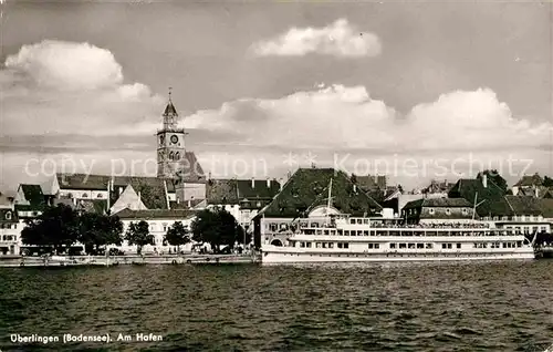 AK / Ansichtskarte ueberlingen Bodensee Hafen Ausflugsschiff Kat. ueberlingen