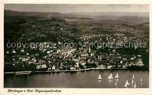 AK / Ansichtskarte ueberlingen Bodensee Fliegeraufnahme Segelboote Muenster Kat. ueberlingen