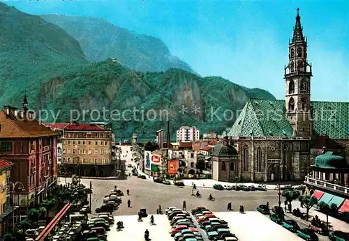 AK / Ansichtskarte Bozen Suedtirol Walterplatz Pfarrkirche Kat. Bozen Suedtirol