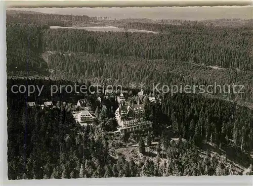 AK / Ansichtskarte Wildbad Schwarzwald Fliegeraufnahme Hotel Kat. Bad Wildbad