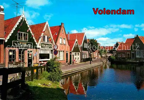 AK / Ansichtskarte Volendam Typische Haeuser am Wasser Kat. Niederlande