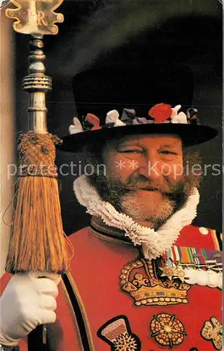 AK / Ansichtskarte Leibgarde Wache Yeoman of the Guard Tudor Uniform Tower of London  Kat. Polizei