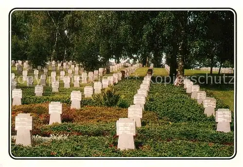 AK / Ansichtskarte Friedhof Deutscher Soldatenfriedhof Noyers Pont Maugis  Kat. Tod