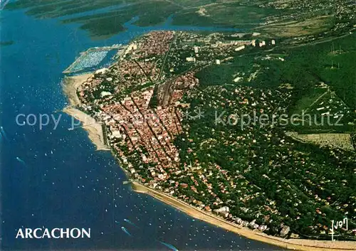 AK / Ansichtskarte Arcachon Gironde Fliegeraufnahme Kat. Arcachon
