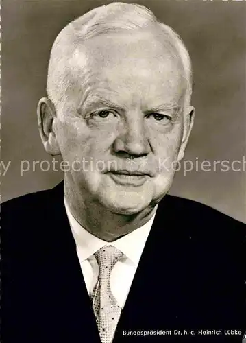 AK / Ansichtskarte Politiker Bundespraesident Dr. Heinrich Luebke  Kat. Politik