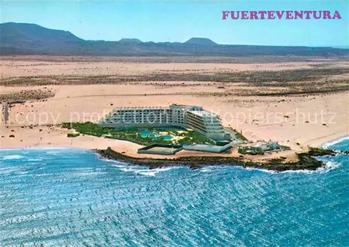 AK / Ansichtskarte Corralejo Fliegeraufnahme Hotel Tres Islas Kat. La Oliva Fuerteventura