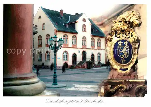 AK / Ansichtskarte Wiesbaden Altes Rathaus Standesamt Nassauer Loewe am Marktbrunnen Kat. Wiesbaden