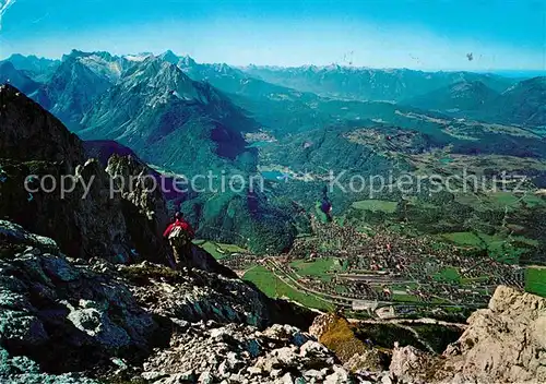 AK / Ansichtskarte Mittenwald Bayern Blick vom Karwendel mit Lautersee und Ferchesee Kat. Mittenwald