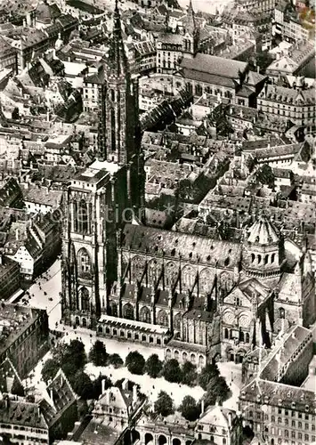 AK / Ansichtskarte Strasbourg Alsace Cathedrale Fliegeraufnahme Kat. Strasbourg