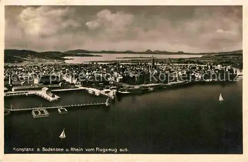 AK / Ansichtskarte Konstanz Bodensee Fliegeraufnahme Hafen Kat. Konstanz