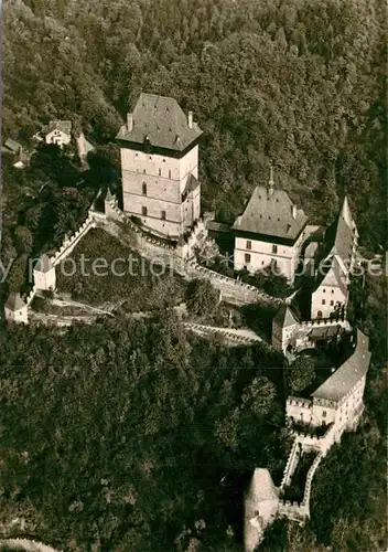 AK / Ansichtskarte Karlstejn Schloss Fliegeraufnahme