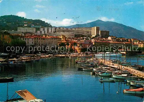 AK / Ansichtskarte Ajaccio Le vieux port de la ville Ile de Beaute Kat. Ajaccio