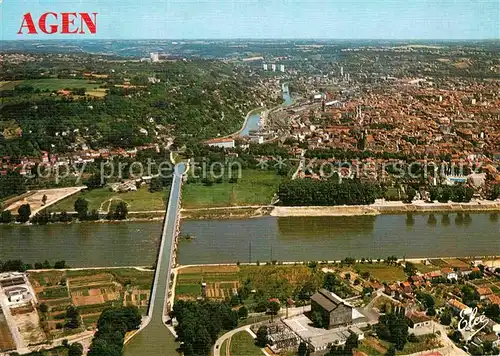 AK / Ansichtskarte Agen Lot et Garonne Le Pont Canal sur la Garonne et la ville vue aerienne Kat. Agen
