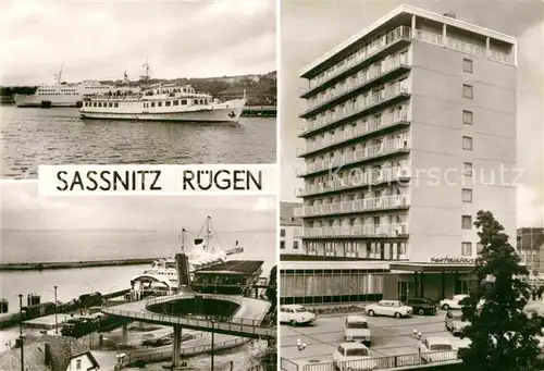 AK / Ansichtskarte Sassnitz Ostseebad Ruegen Hafen Faehre Ruegen Hotel Faehrbahnhof Kat. Sassnitz