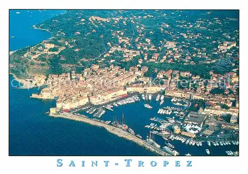AK / Ansichtskarte Saint Tropez Var Fliegeraufnahme mit Hafen Kat. Saint Tropez