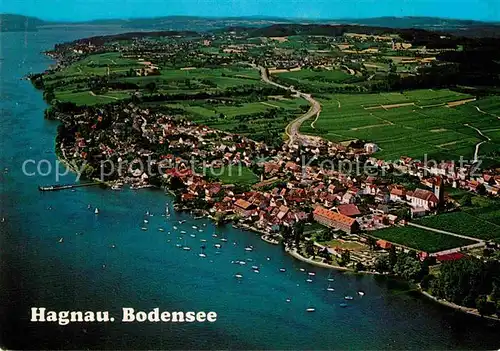 AK / Ansichtskarte Hagnau Bodensee Fliegeraufnahme Hafen Kat. Hagnau am Bodensee