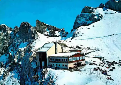 AK / Ansichtskarte Mittenwald Bayern Karwendelgebirge Bergstation Gipfelkreuz Karwendelbahn Kat. Mittenwald