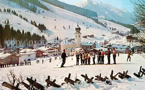 AK / Ansichtskarte Saalbach Hinterglemm Skischule Rainer Winterpanorama Skidorf Kat. Saalbach Hinterglemm