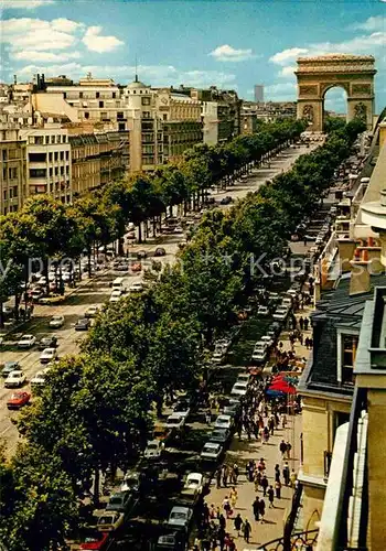 AK / Ansichtskarte Paris Les Champs Elysees et l`Arc de Triomphe Kat. Paris