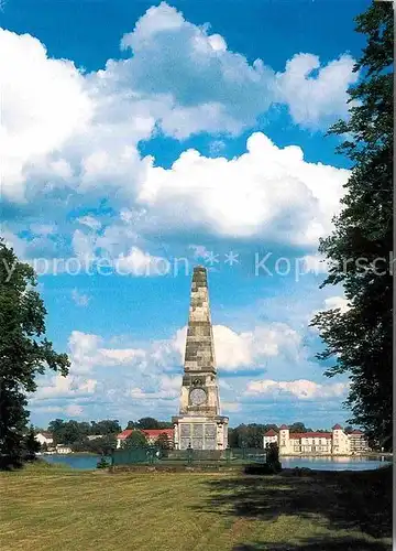 AK / Ansichtskarte Rheinsberg Obelisk und Schloss 18. Jhdt. Kat. Rheinsberg
