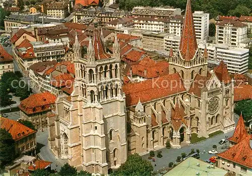 AK / Ansichtskarte Lausanne VD Cathedrale vue aerienne Kat. Lausanne