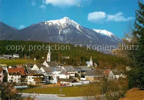 AK / Ansichtskarte Hermagor Kaernten mit Spitzegel  Kat. Hermagor Pressegger See