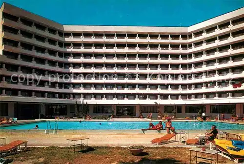 AK / Ansichtskarte Roquetas de Mar Urbanizacion Hotel Swimming Pool Kat. Costa de Almeria