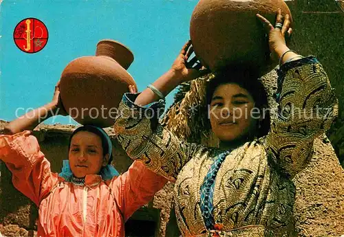 AK / Ansichtskarte Typen Arabien Jeunes filles berberes Vallee de l Ourika Kat. Typen