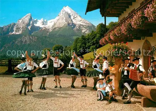 AK / Ansichtskarte Tanz Taenzer Tanzgruppe Tracht Berchtesgaden Watzmann 