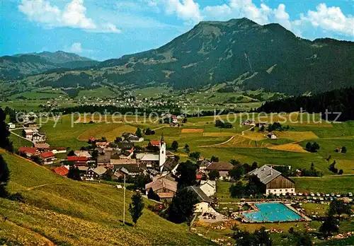 AK / Ansichtskarte Schwarzenberg Boehmerwald mit Freibad gegen Winterstaude Kat. Schwarzenberg am Boehmerwald