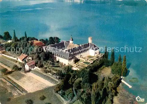 AK / Ansichtskarte Hautecombe Abbaye et Lac du Bourget Kloster Fliegeraufnahme Kat. Saint Pierre de Curtille