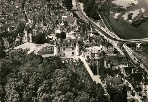 AK / Ansichtskarte Amboise Fliegeraufnahme Chateau Tour des Cavallier Kat. Amboise