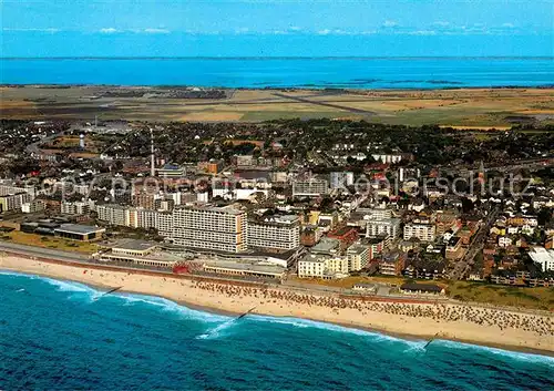 AK / Ansichtskarte Westerland Sylt Fliegeraufnahme mit Strand Kat. Westerland