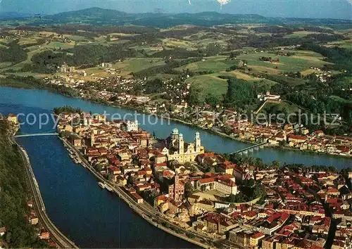 AK / Ansichtskarte Passau Fliegeraufnahme Zusammenfluss von Donau Inn Ilz Kat. Passau