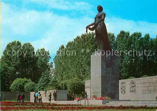 AK / Ansichtskarte St Petersburg Leningrad Piskariewskoe Friedhof 