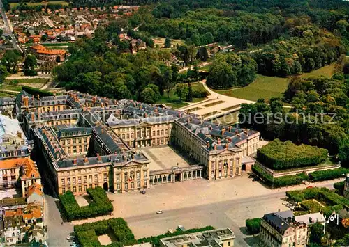 AK / Ansichtskarte Compiegne Oise Vue aerienne du Palais Collection Couleurs et Lumiere de France Kat. Compiegne