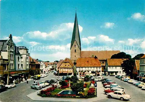 AK / Ansichtskarte Eutin Markt mit Kirche Rosentadt Kat. Eutin