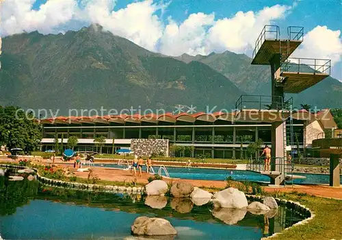 AK / Ansichtskarte Merano Suedtirol Thermenanlage Badezentrum Salvar Schwimmbad Sprungturm Kat. Merano