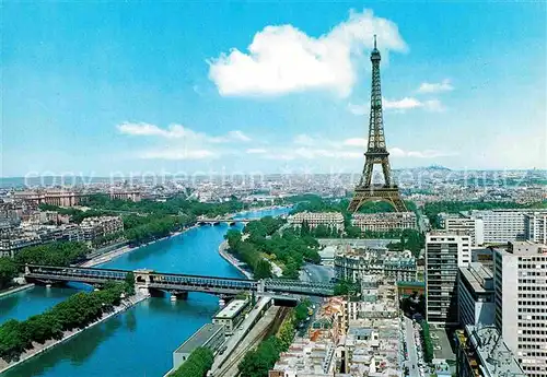 AK / Ansichtskarte Paris Eiffelturm Kat. Paris