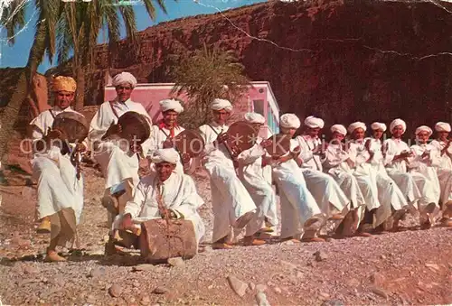 AK / Ansichtskarte Marokko Maroc Folkloregruppe Kat. Marokko
